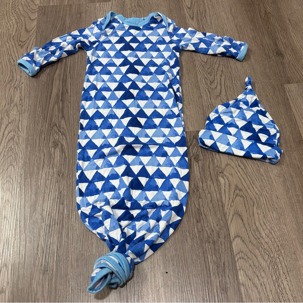 Little Sleepies Infant Knot Gown W/ Hat Horizontal Triangles Newborn Blue Baby